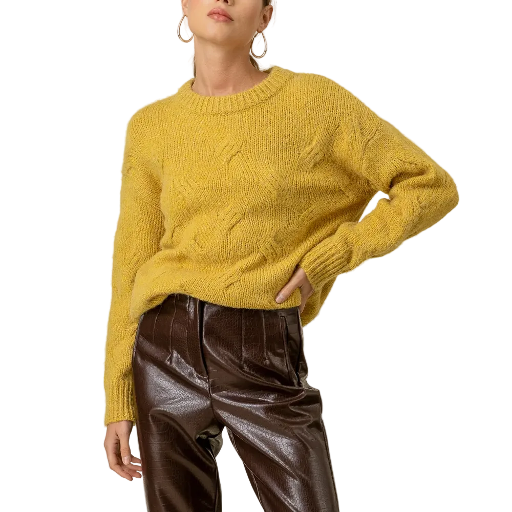 Pull jaune avec motif torsadé et col rond